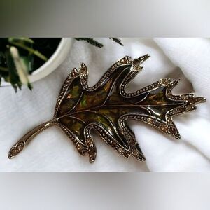 LC  Liz Claiborne Enamel Autumn Oak Mapel Leaf Pin Brooch 2.5" Vintage Gold-Tone